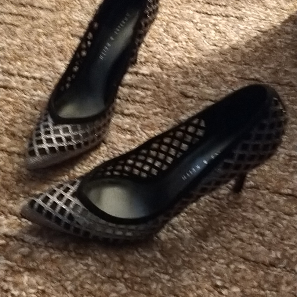 Shoes - Picture 2 of 3